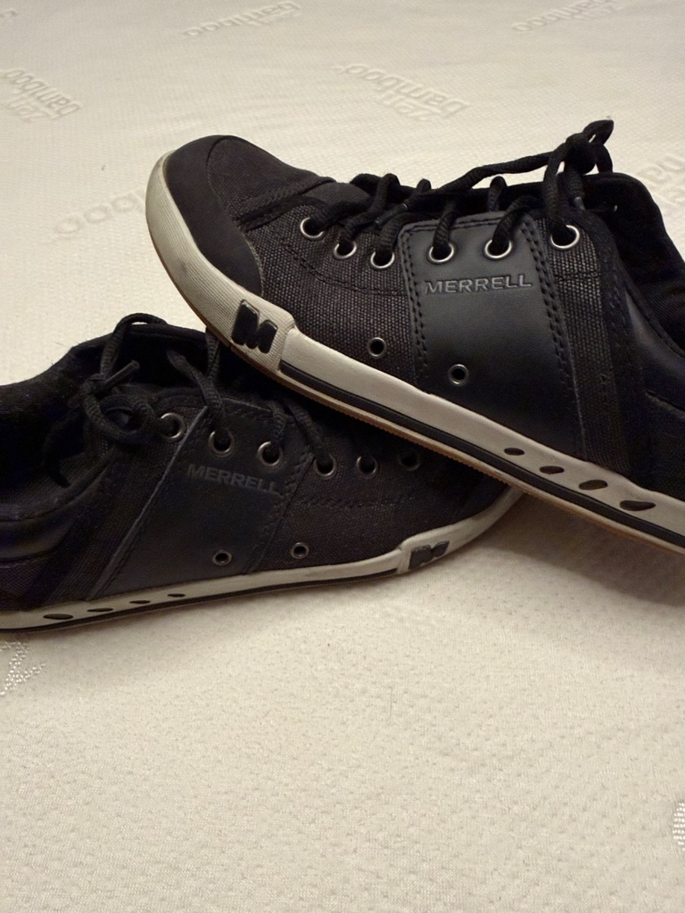 Merrell Men’s Black Low-Top Canvas Sneakers with White Trim